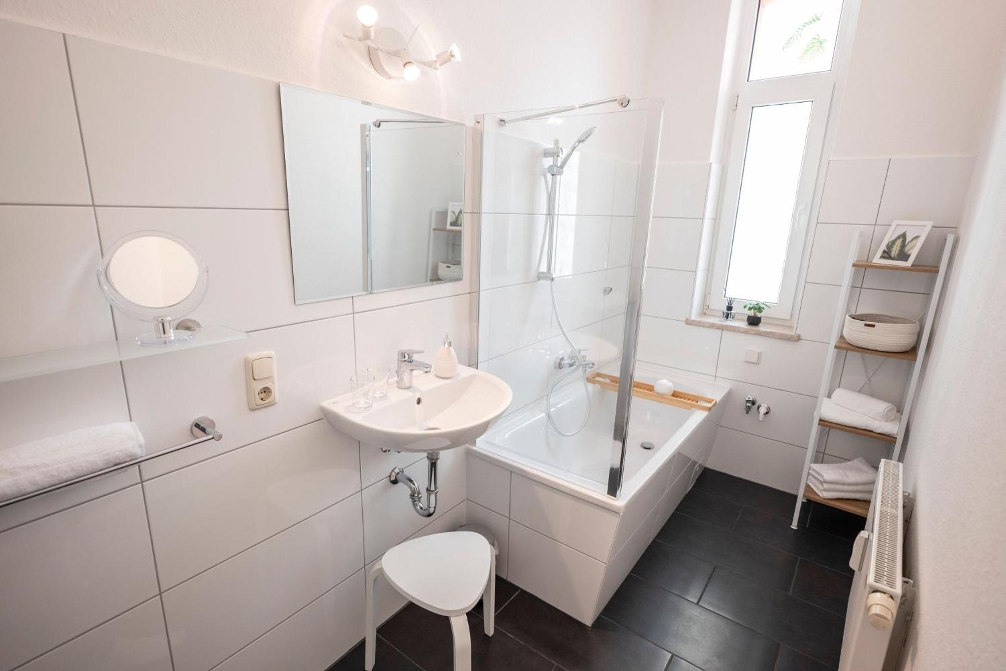 Loh9 - Das Apartment Im Citycenter - Parkplatz - Wlan - Aufzug Chemnitz Kültér fotó